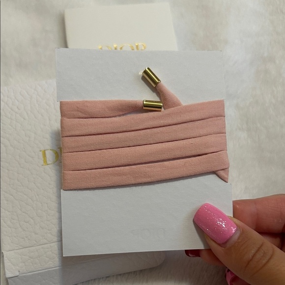 Dior Blush Pink Ribbon with Gold Star Accents - Choker , Bracelet - Picture 4 of 8